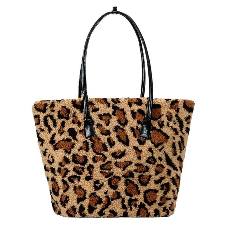 momocolor Furry Leopard Tote Bag 1