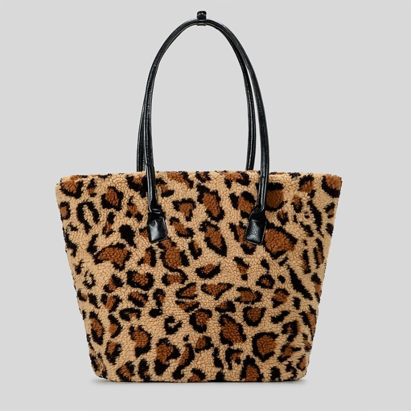 momocolor Furry Leopard Tote Bag 2