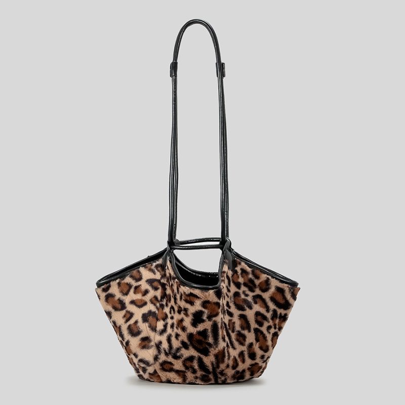 momocolor Plush Leopard Tote Bag 5