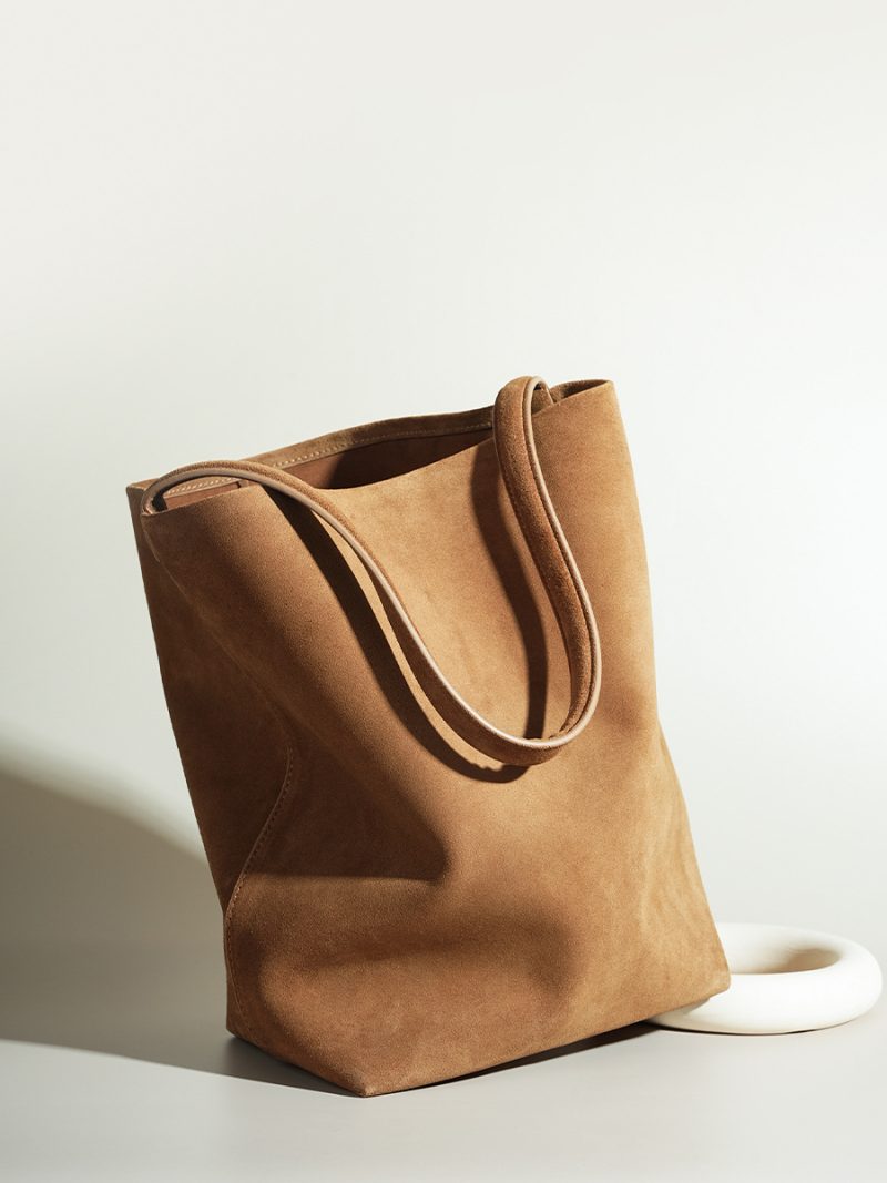 leather tote bag